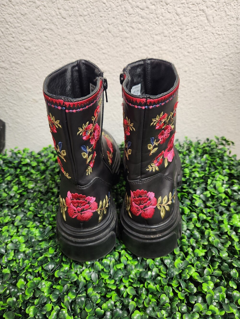 Farm Rio Boho Mid Boot Read Description - Picture 3 of 11